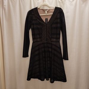 BNWT WHITE HOUSE BLACK MARKET XS DRESS